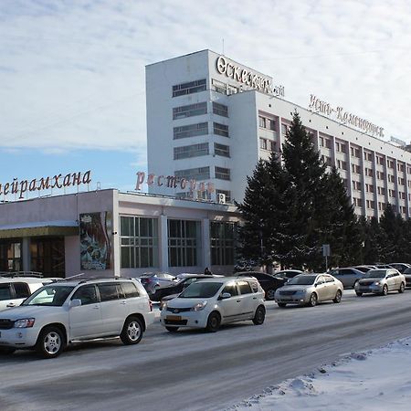 Ust-Kamenogorsk Hotel Exteriör bild