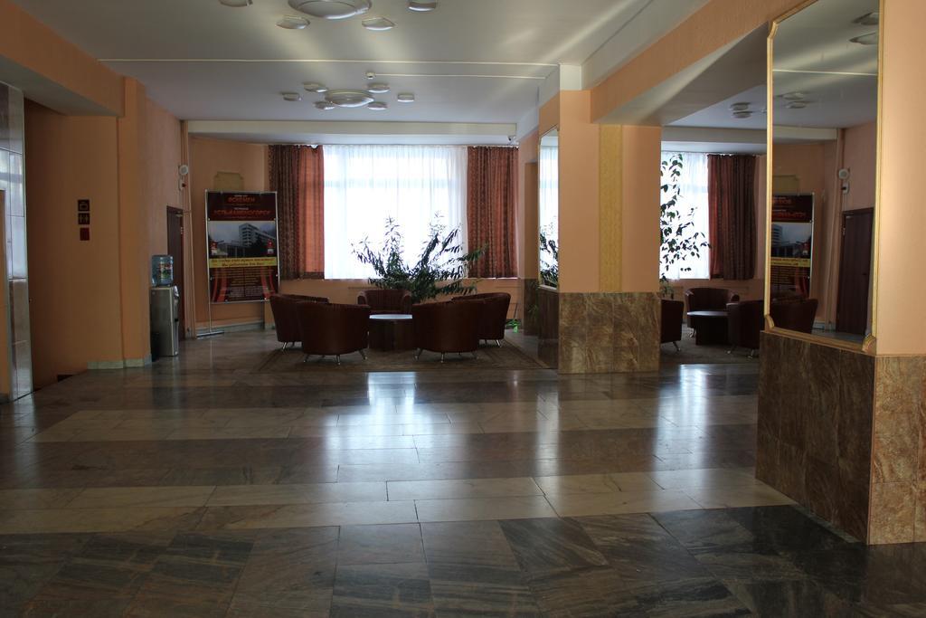 Ust-Kamenogorsk Hotel Exteriör bild